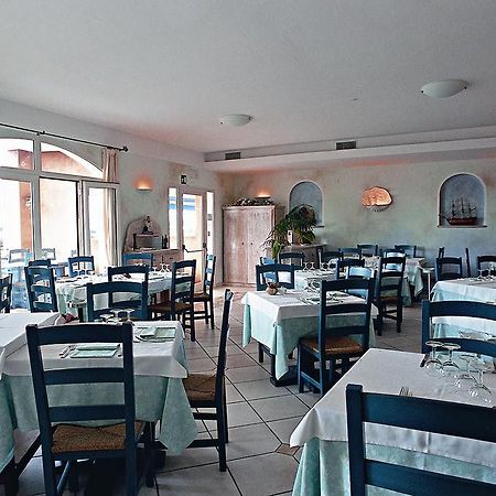 Hotel Del Porto Cannigione Eksteriør bilde